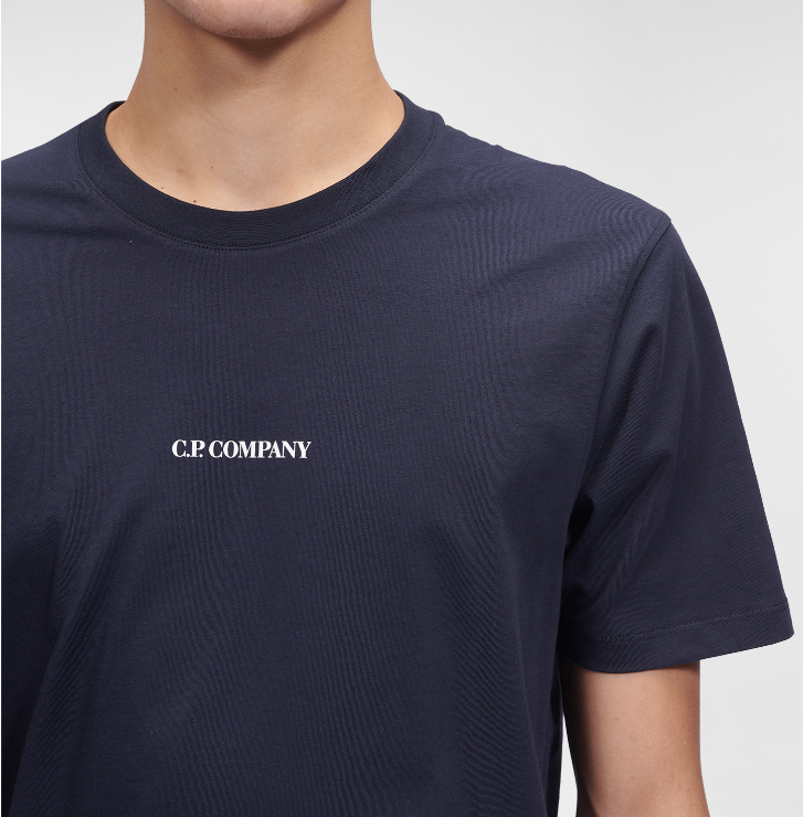 CP COMPANY 30/1 JERSEY LOGO T-SHIRT IN NAVY